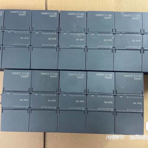 可议价西门子DR16模块，型号smart288-2DR16-0AA