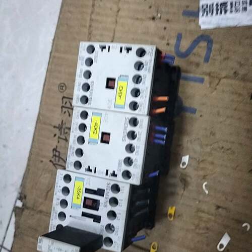 可维修西门子3ZX1012-0RH11-1AA1，成色如图所示议价