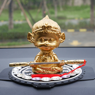 2024新款车载摇头公仔车内装饰品