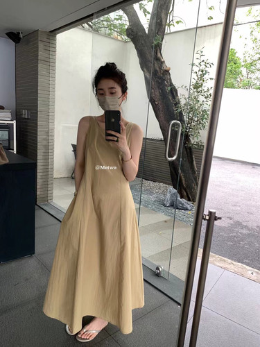 METWO法式收腰连衣裙女夏季2024新款减龄高级感无袖修身长裙08291