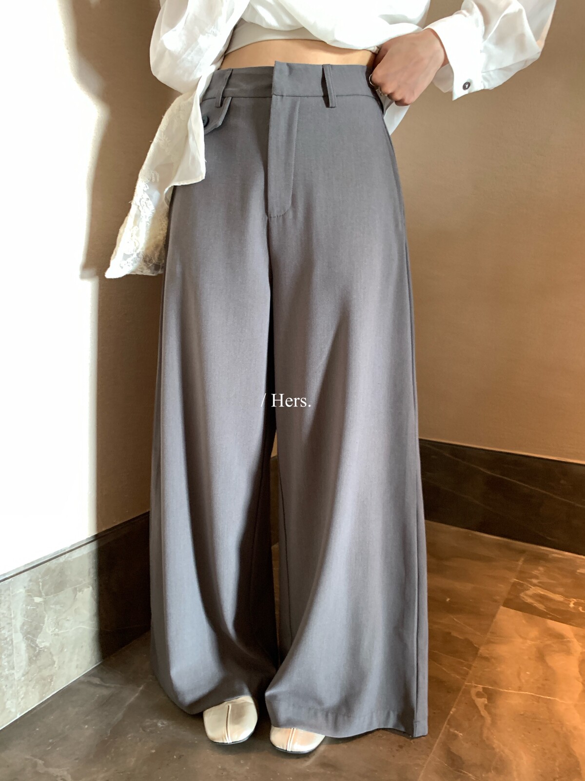 26年春款!【Hers】简约日常百搭口袋高腰垂感阔腿西裤女80182