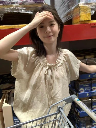 Hers蕾丝拼接系带短袖衬衫小衫女
