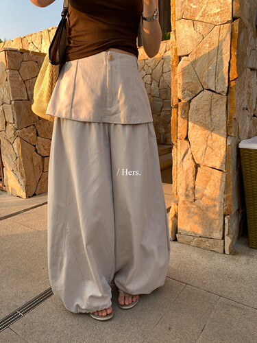 26年早春！【Hers】简约休闲工装感屁帘气球休闲阔腿裤女80124