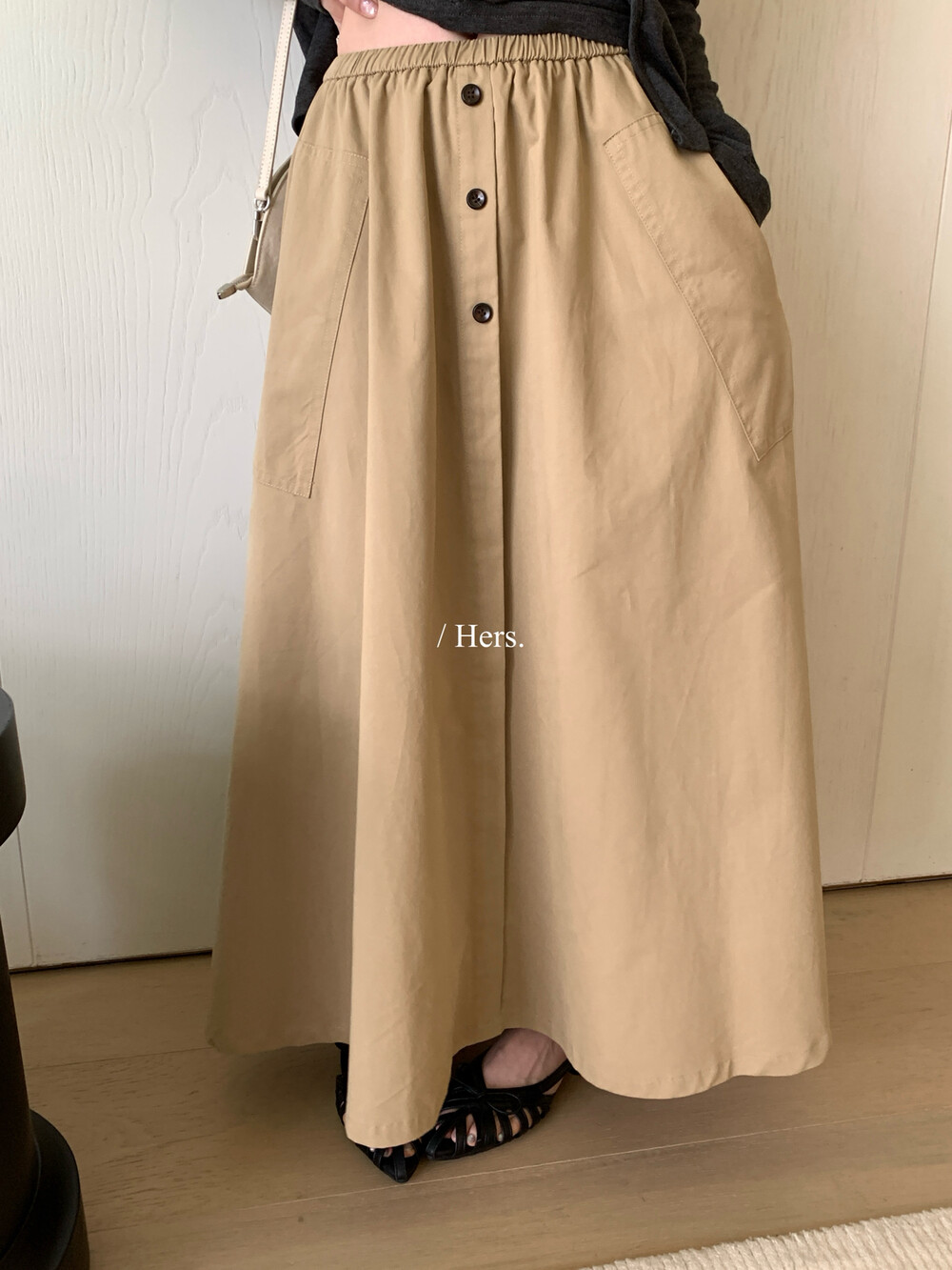 Hers排扣百搭设计半身裙女