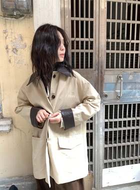 一勺甜 hers拼皮撞色领口中长款风衣女2025秋季休闲宽松外套92047