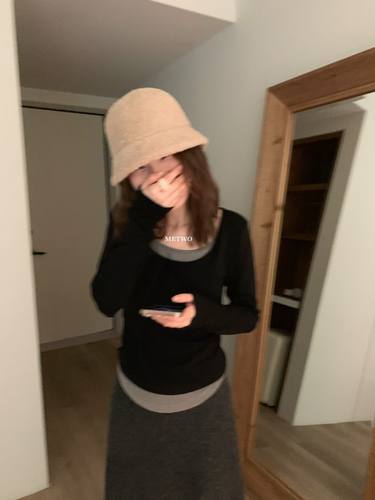 METWO 9099假两件大U长袖T恤女2025秋季新款圆领显瘦打底衫上衣