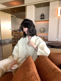 韩系气质慵懒风日常短外套女80260 一勺甜2026年早春 Hers