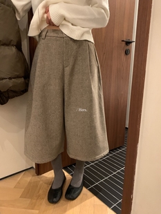 一勺甜 hers高腰毛呢加绒七分西裤阔腿裤女秋冬直筒休闲裤92731