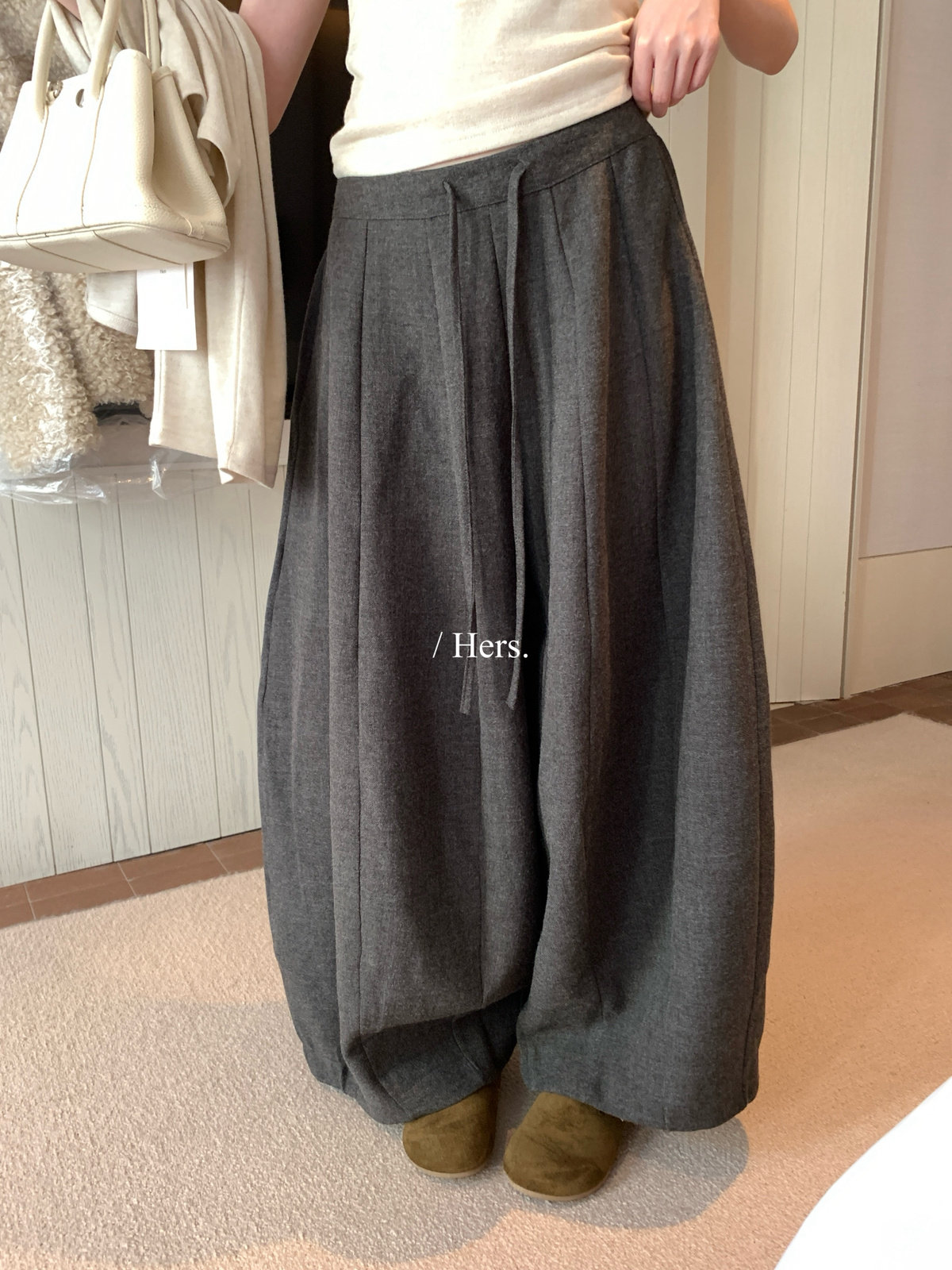 Hers百搭气球抽绳毛呢休闲裤女
