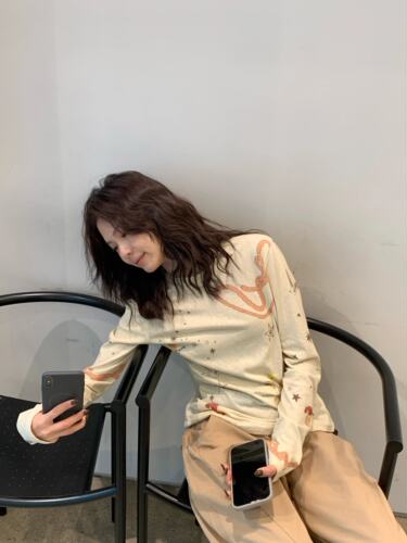 METWO 92192#印花全工艺长袖T恤女2025秋季宽松绘画涂鸦体恤上衣