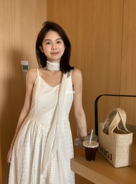 METWO hers度假风提花吊带连衣裙女2025夏季新款设计感长裙 20520