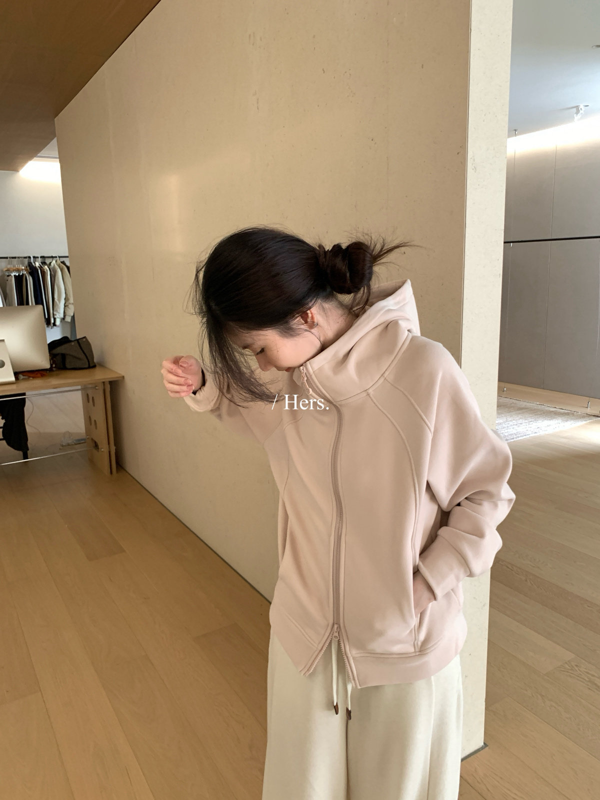 Hers轻运动感抓绒连帽卫衣外套