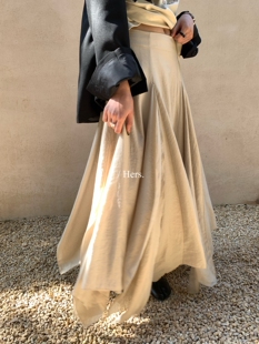 半身裙女 简约设计感不规则飘逸度假长款 80112 Hers 26年早春