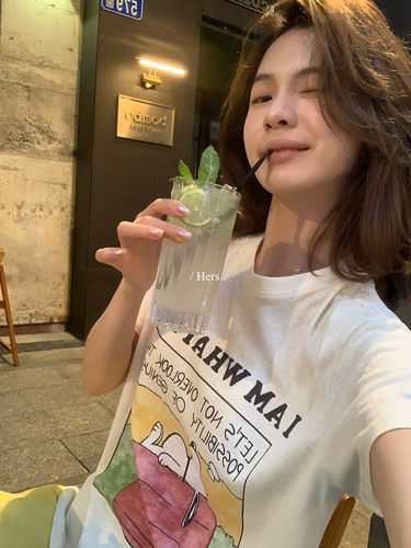 Hers休闲趣味小狗印花短袖T恤女