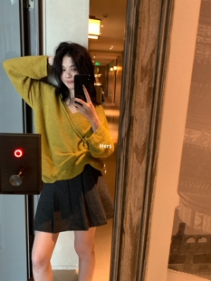 一勺甜 hers慵懒感软糯舒适保暖毛衣女2025秋宽松显瘦针织衫92154