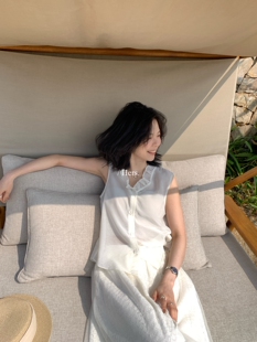 26年早春！【Hers】韩系叠穿波边V领努尔比无袖马甲背心女80325