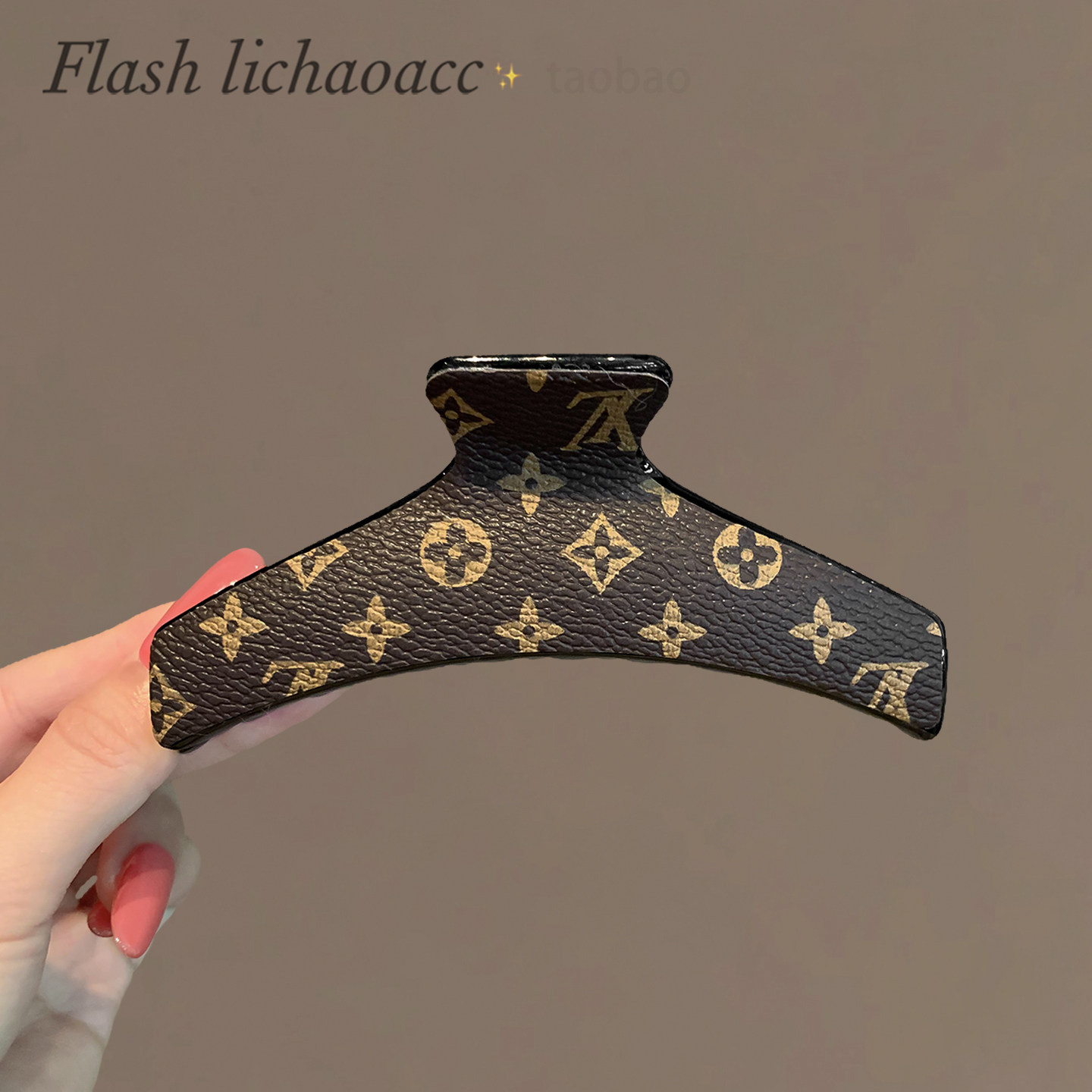 轻奢品质抓夹女皮质花纹盘发夹头饰日韩新款后脑勺大号鲨鱼夹发卡