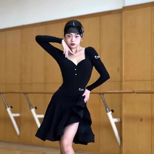 雪薇拉丁舞服方领纽扣拉丁摩登长袖 上衣鱼骨大摆半裙艺考表演班服