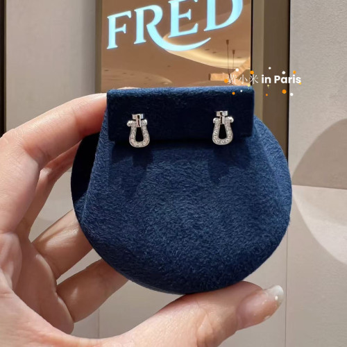 FRED force10系列小号半钻18K玫瑰金马蹄扣耳钉白金镶钻耳环礼物