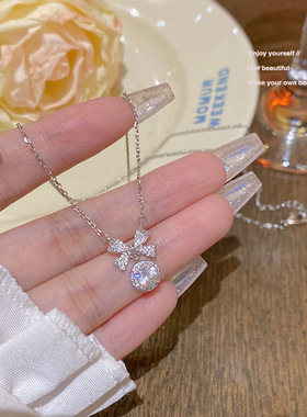 韩系蝴蝶结钛钢项链女新款精致高级感轻奢吊坠日常小众锁骨链配饰
