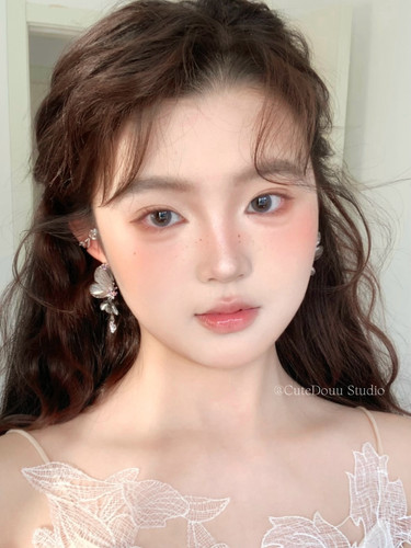 CuteDouu 蝴蝶效应 方圆脸闭眼入！温柔又清冷的紫锆蝴蝶流苏耳钉