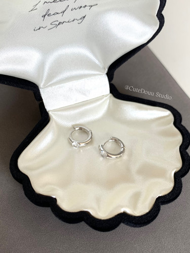 CuteDouu 闪闪小圈 高级精致小巧锆石圆环耳扣耳环日常通勤耳圈