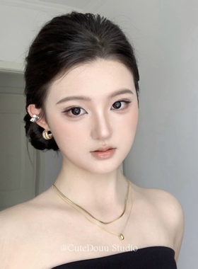 CuteDouu 浮光跃金 质感老钱风双层水滴吊坠项链蛇骨毛衣链锁骨链