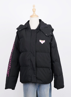 25冬f*u*n柜价1299黑色潮牌联名短款连帽羽绒服90白鸭绒羽绒外套