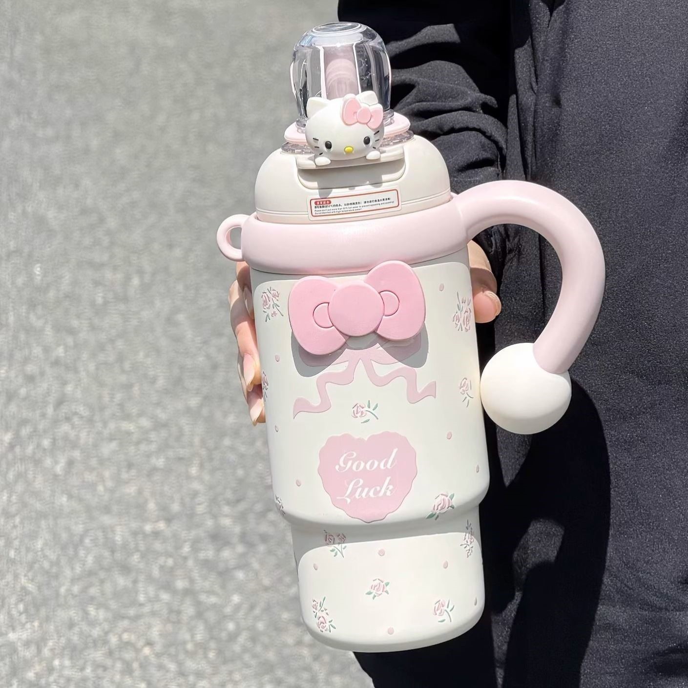 巨无霸饮水保温杯大容量女生高颜值吸管杯学生新款杯子随行杯水杯