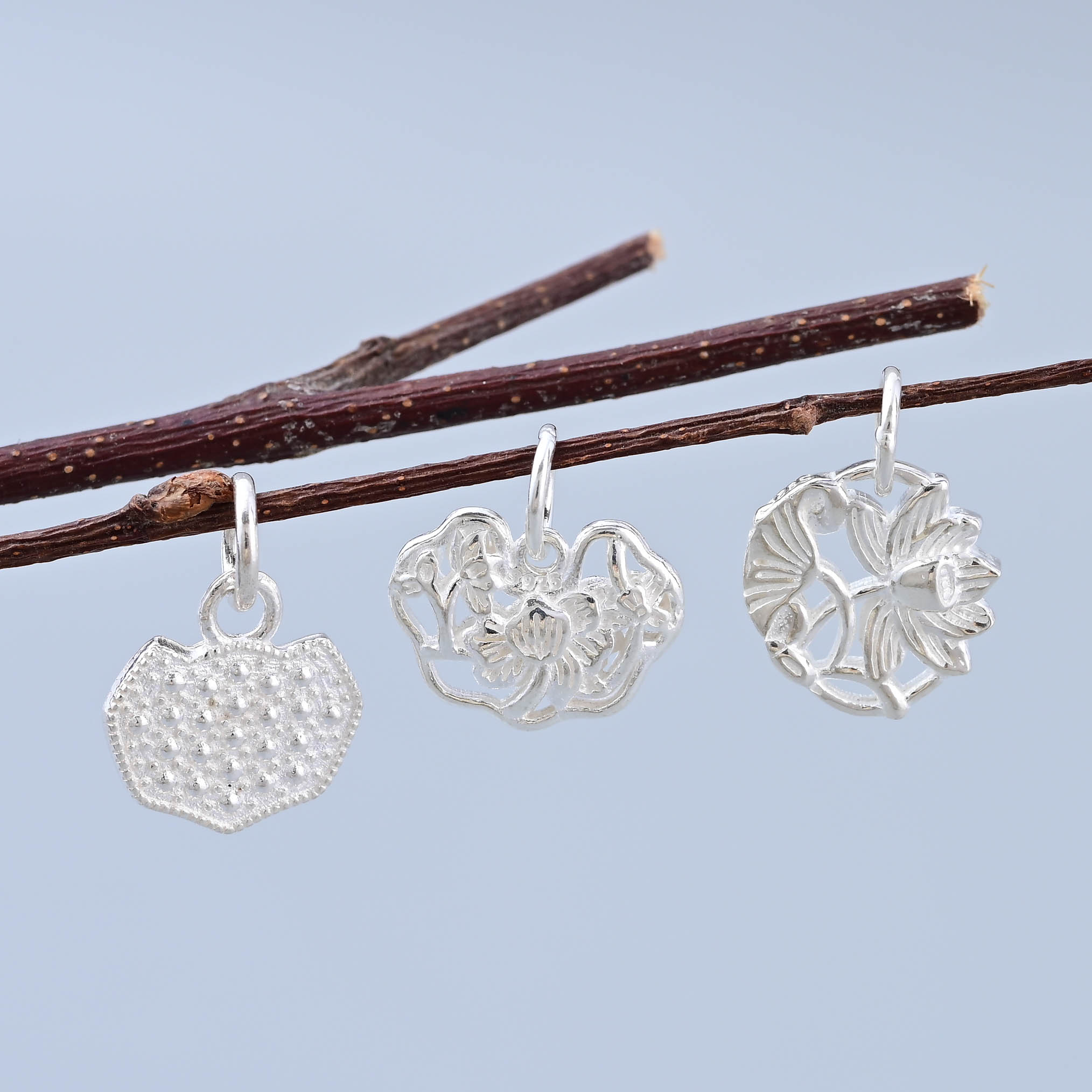 S925纯银镂空莲花牡丹花挂件