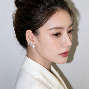 古风配饰耳夹女无耳洞学生党轻奢满钻磁吸耳夹高级感超闪百搭耳环