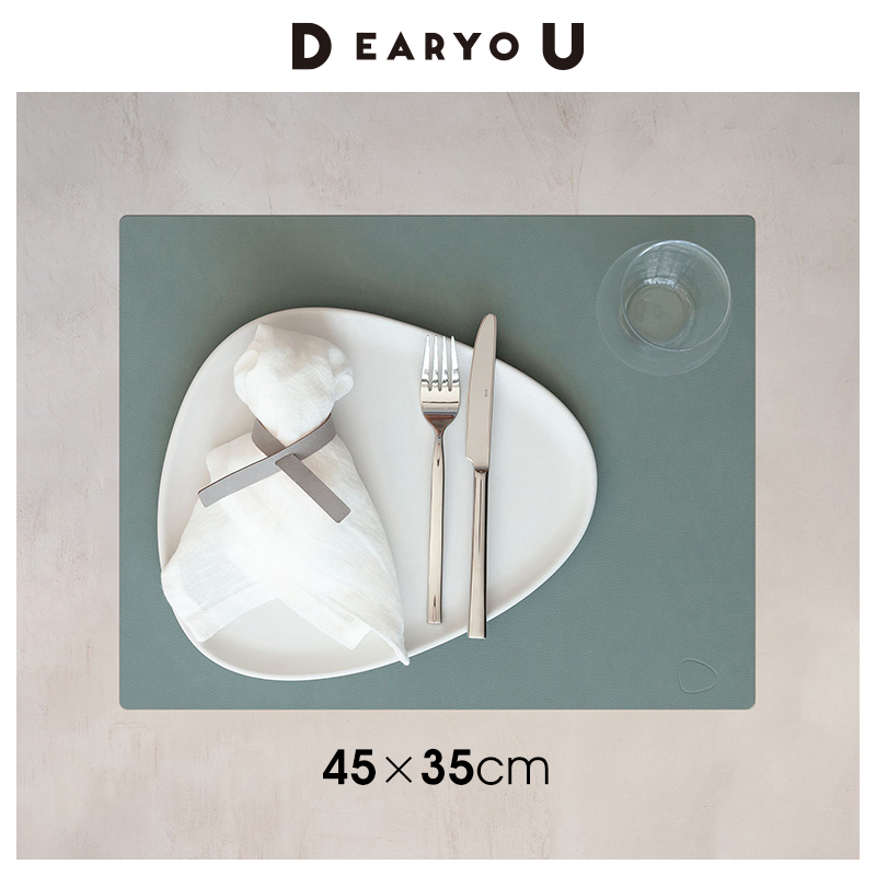 丹麦进口单面皮革方形餐垫