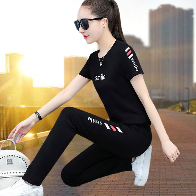 纯棉夏季薄款运动服套装女2026年新款中年女士宽松休闲短袖妈妈装