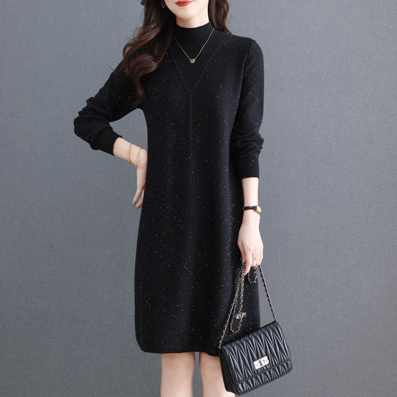 年轻妈妈针织打底连衣裙中年女秋冬装中长款毛衣洋气遮肚内搭裙子