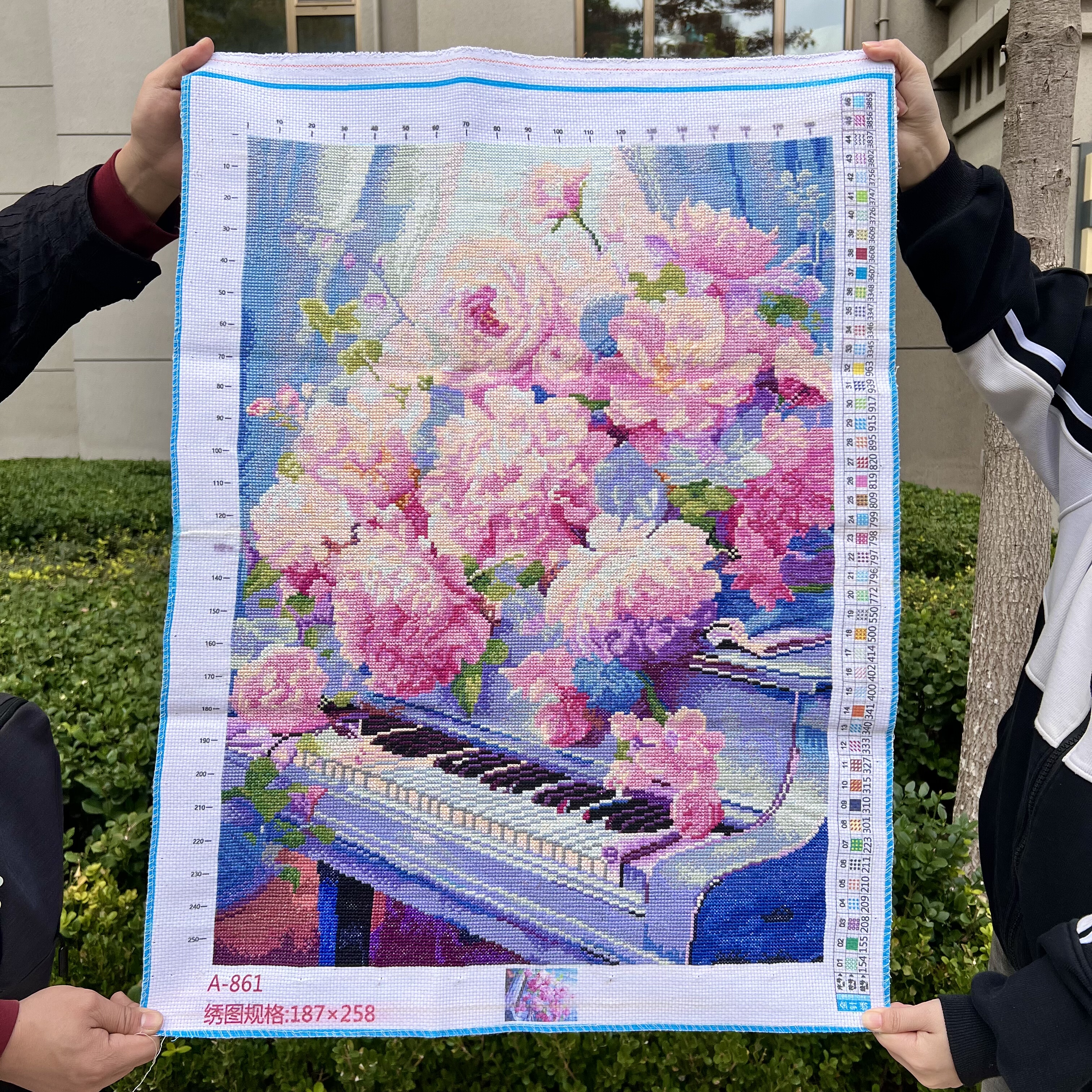 钢琴繁花图纯手工成品新款浪漫旋律玫瑰花海竖版欧式油画风装饰画