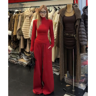 红色系穿搭一整套洋气时尚 炸街纯欲风辣妹休闲高级感运动服两件套