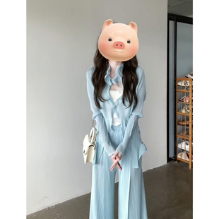 巨好看夏装 一整套高级感炸街独特漂亮褶皱上衣蓝色阔腿裤 防晒套装