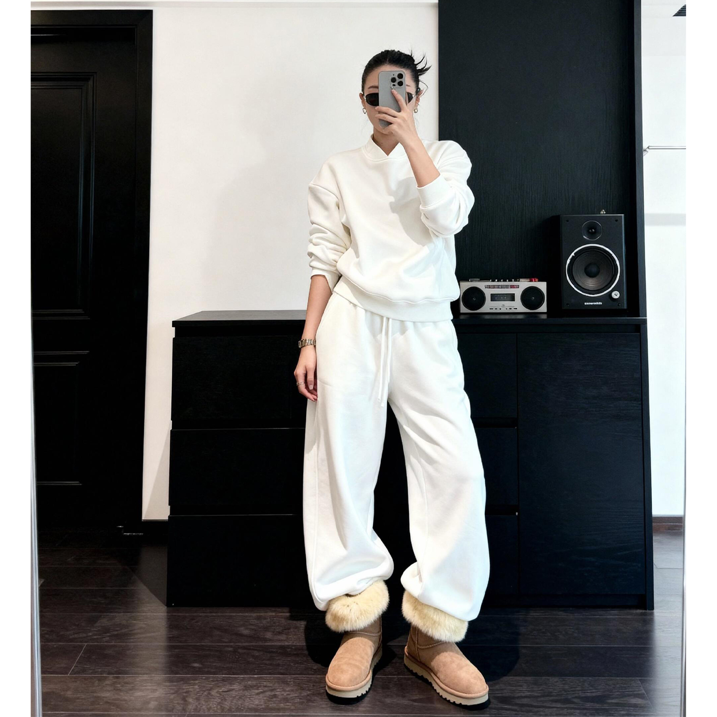 巨好看的白色运动套装小香风减龄