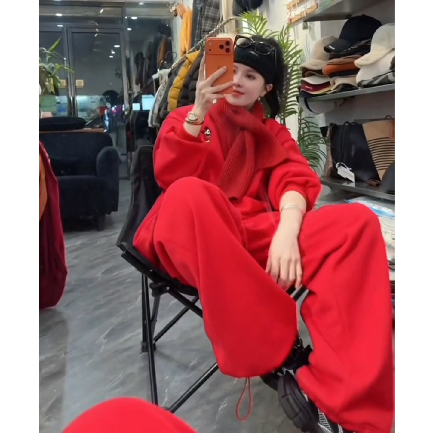 本命年红色高级感卫衣束脚裤套装