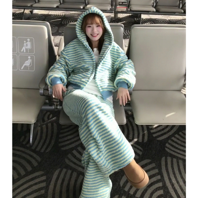 超好看条纹摇粒绒加厚运动服套装