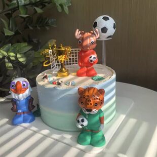 世界杯吉祥物蛋糕装饰萨尤克拉奇梅普尔足球冠军奖杯奖牌烘焙摆件