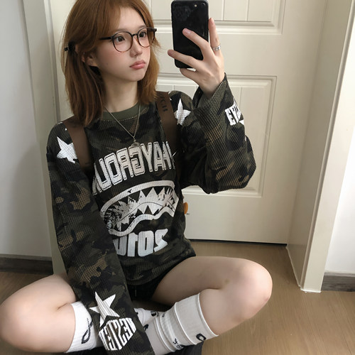 SGINBAHWC联名迷彩鲨鱼嘴长袖