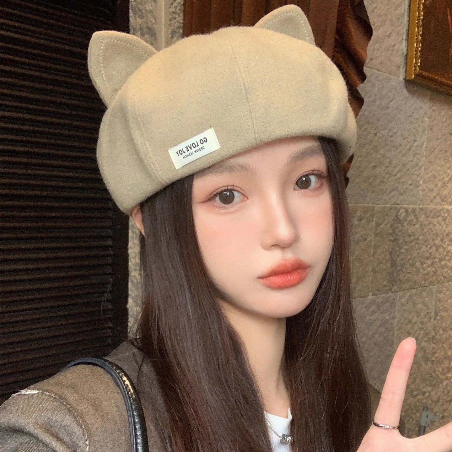 新款字母可爱猫耳朵贝雷帽子女春秋韩版时尚显脸小南瓜帽画家帽潮