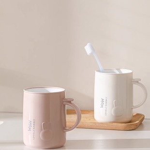 日本进口家用牙缸塑料刷牙杯子学生口杯防霉抗菌创意情侣卡通轻奢