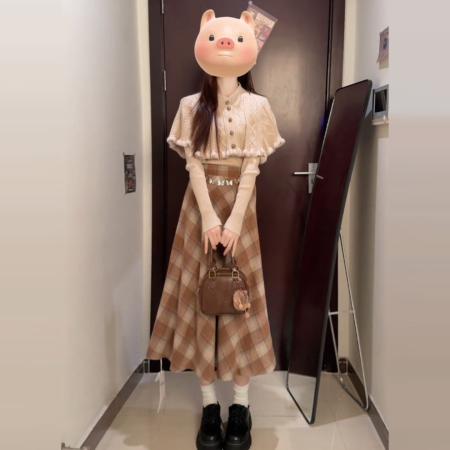 冬天穿搭斗篷毛衣洋装子女装早春2026超火高级感小个子香风套装
