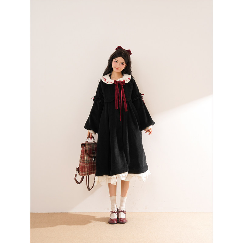 日系黑色Lolita洛丽塔毛呢外套女日系宽松蝴蝶结可爱氛围感大衣冬