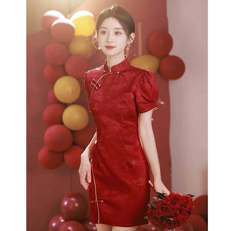 红色旗袍2025年新款夏季少女改良年轻款新中式日常小个子短款高考