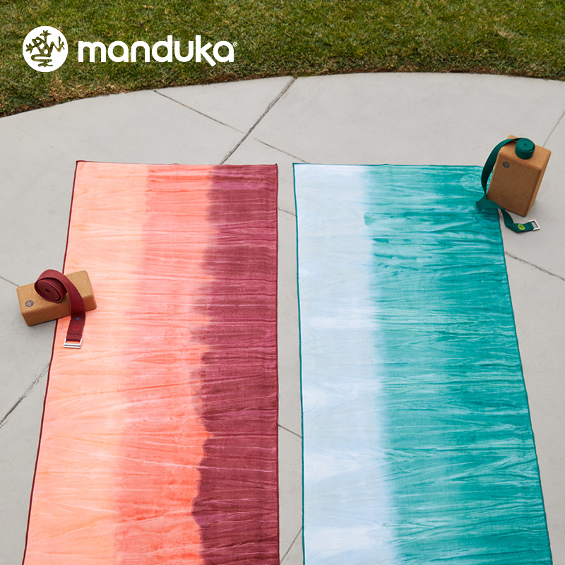 Manduka eQua绒面超细纤维吸汗速干防滑可机洗多功能瑜伽巾铺巾-封面