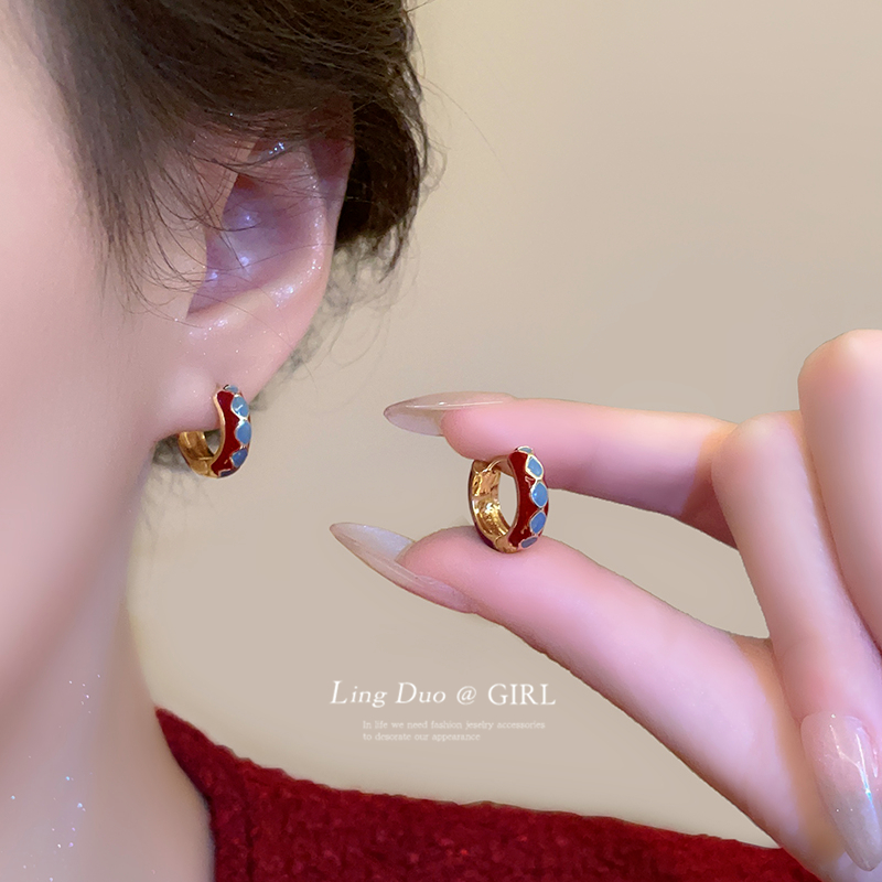 日韩合金材质菱形格耳环女滴釉