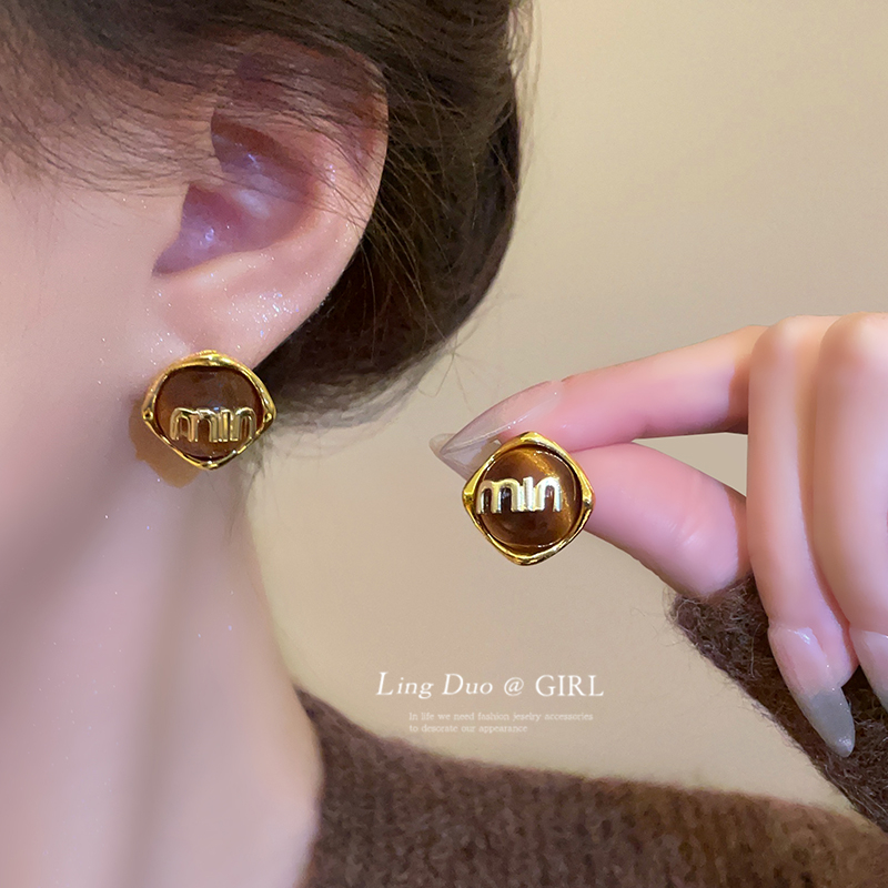 港风合金材质美拉德字母耳环女